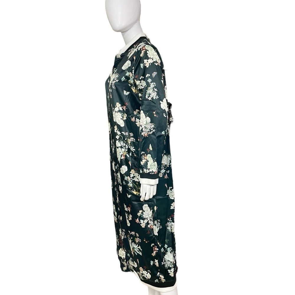 Blushing Heart Floral Duster Bomber Jacket
New - Picture 4 of 6